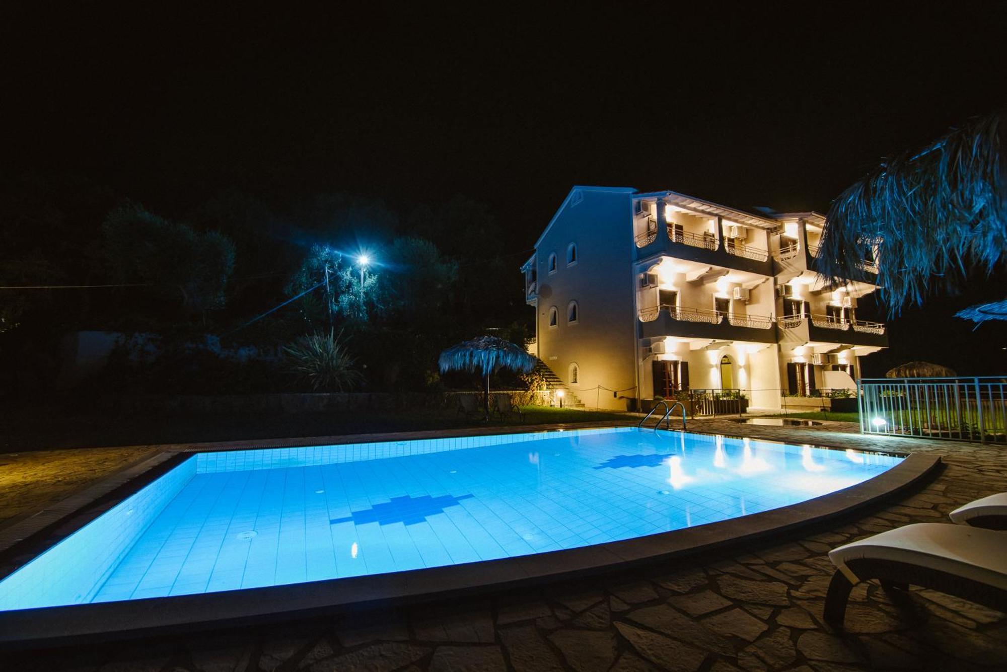 Giorgos Apartments ダシア エクステリア 写真